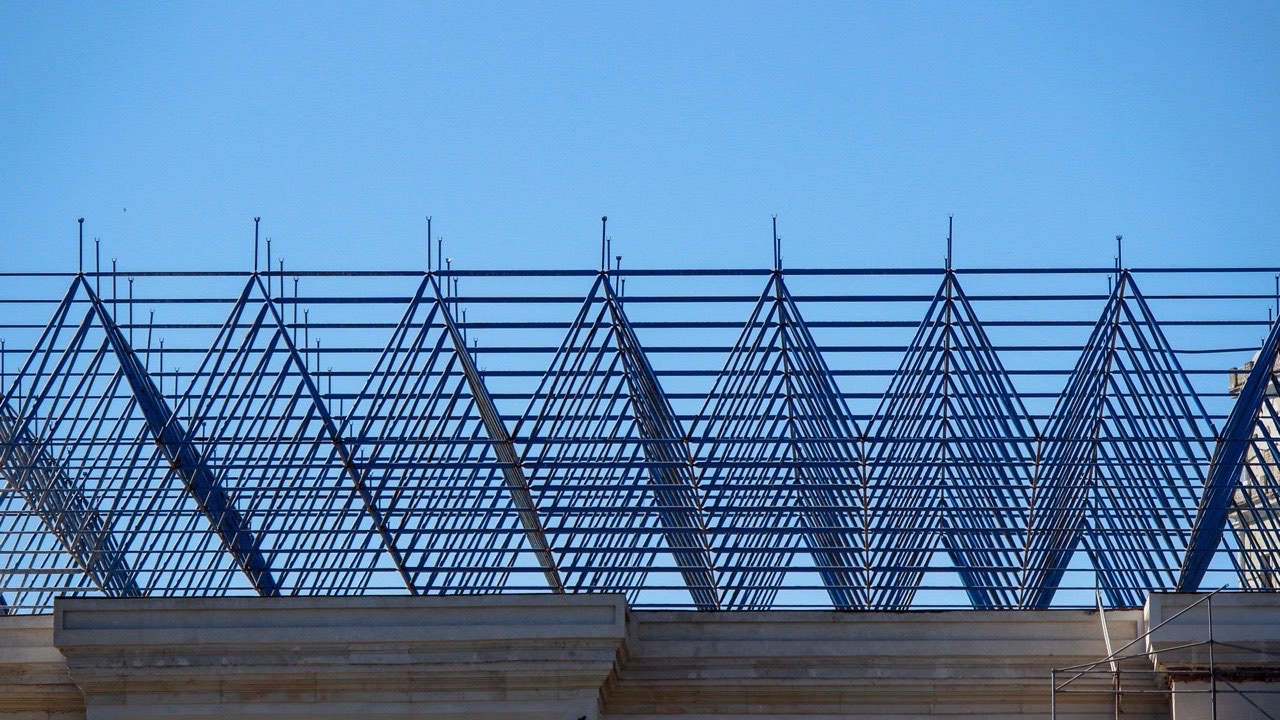The Difference Between Cold-Formed and Hot-Formed Steel Tube — and When It Actually Matters